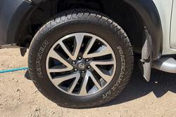 2017 Nissan Navara ST-X