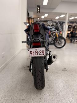 2025 YAMAHA YZF-R3 Blue