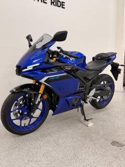 2025 YAMAHA YZF-R3 Blue