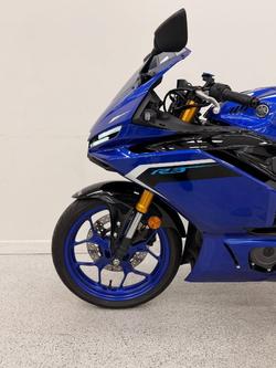 2025 YAMAHA YZF-R3 Blue
