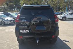 2023 Toyota Landcruiser Prado VX