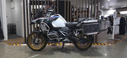 2020 BMW Motorrad R 1250 GS ADVENTURE LIGHT WHITE UNI/RACINGBLUE MET/RACI