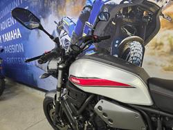 2019 Yamaha XSR700 SILVER