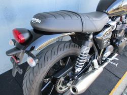 2025 Triumph BONNEVILLE SPEED TWIN Black