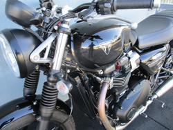 2025 Triumph BONNEVILLE SPEED TWIN Black
