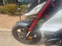 2023 Honda CB750 (HORNET) White