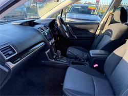 2017 SUBARU FORESTER 2.0D-L