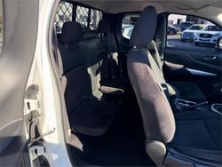 2018 NISSAN NAVARA RX (4x2)
