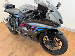 2024 Yamaha YZF-R7LA GREY