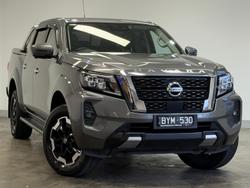 2022 Nissan Navara ST-X