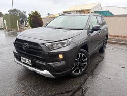 2020 Toyota RAV4 Edge