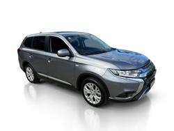 2021 Mitsubishi Outlander ES