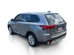 2021 Mitsubishi Outlander ES