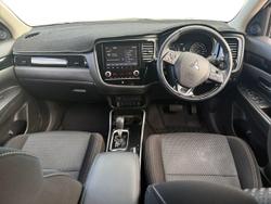 2021 Mitsubishi Outlander ES