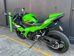 2025 Kawasaki NINJA 500 SE (LAMS) GREEN