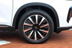 2025 Chery Tiggo 8 Super Hybrid Ultimate
