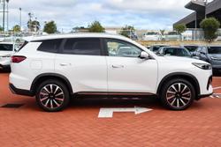 2025 Chery Tiggo 8 Super Hybrid Ultimate
