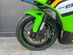 2024 Kawasaki NINJA ZX-6R (636) KRT EDITION GREEN