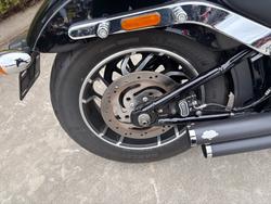 2018 HARLEY-DAVIDSON FLSB SPORT GLIDE (CUSTOM TT) Black