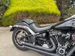 2018 HARLEY-DAVIDSON FLSB SPORT GLIDE (CUSTOM TT) Black