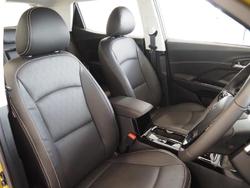 2025 Mahindra XUV3XO AX7L