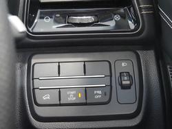 2025 Mahindra XUV3XO AX7L