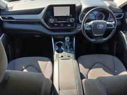 2023 Toyota Kluger GX
