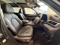 2025 Toyota Kluger Grande