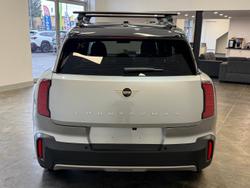 2024 MINI Countryman C Core