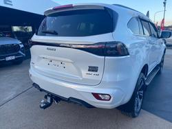 2025 Isuzu MU-X LS-T