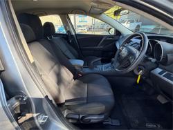 2013 MAZDA MAZDA3 NEO