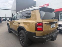 2025 Toyota Landcruiser Prado Altitude
