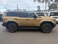 2025 Toyota Landcruiser Prado Altitude