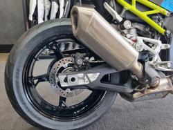 2026 BMW Motorrad S 1000 R Bluefire/Mugiallo Yellow