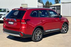 2018 Mitsubishi Outlander ES