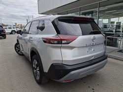 2024 Nissan X-TRAIL ST-L