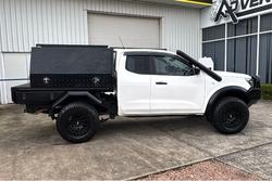 2021 Nissan Navara SL