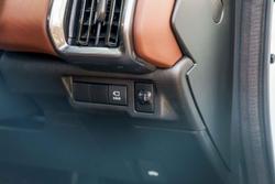 2026 Suzuki e VITARA Motion AP Arctic White Pearl