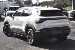 2026 Suzuki e VITARA Motion AP Arctic White Pearl