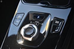 2026 Suzuki e VITARA Motion AP Arctic White Pearl