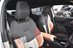 2026 Suzuki e VITARA Motion AP Arctic White Pearl