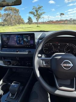 2026 Nissan X-TRAIL ST