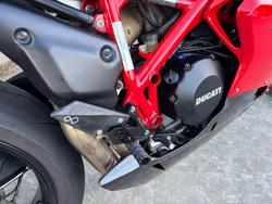2011 DUCATI 848 EVO Red
