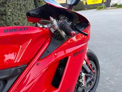 2011 DUCATI 848 EVO Red