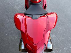 2011 DUCATI 848 EVO Red