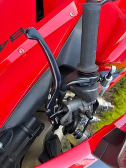 2011 DUCATI 848 EVO Red