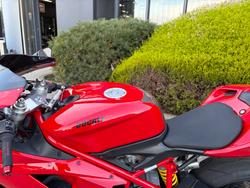 2011 DUCATI 848 EVO Red