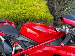 2011 DUCATI 848 EVO Red