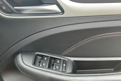 2021 MG ZST Excite