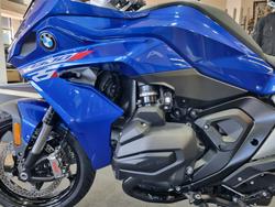 2026 BMW Motorrad R 1300 RS RACINGBLUE METALLIC